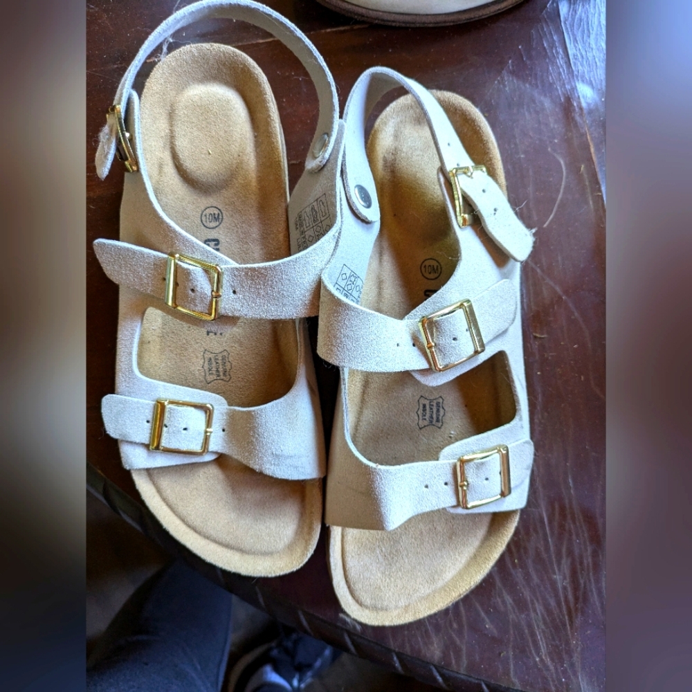 Beige comfortable sandals